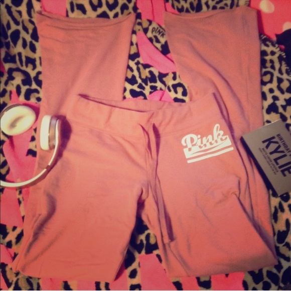 *matching set* Vs pink Begonia pant :) rare item adding matching hoodie :) - Picture 4 of 8